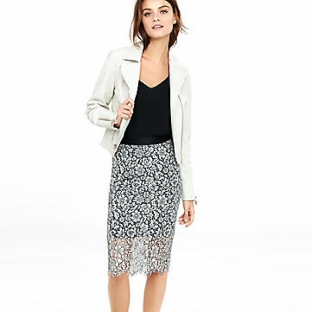 Express lace overlay skirt